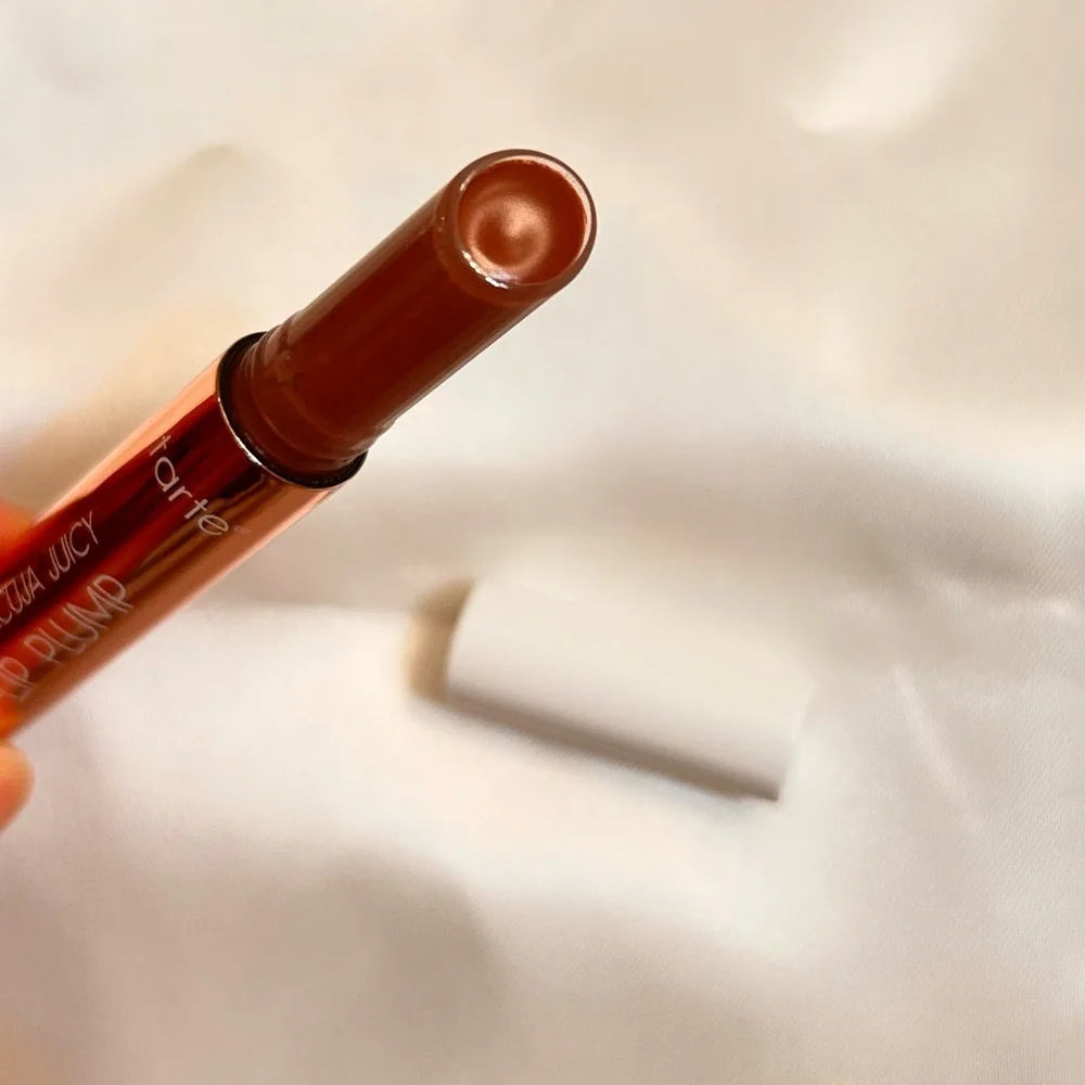 Tarte plumping lips & Lottie cheek tint